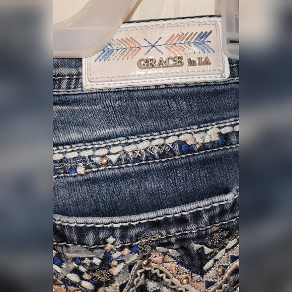 Grace in LA Aztec Print Denim Bootcut Jeans- Size 31 - Picture 10 of 11